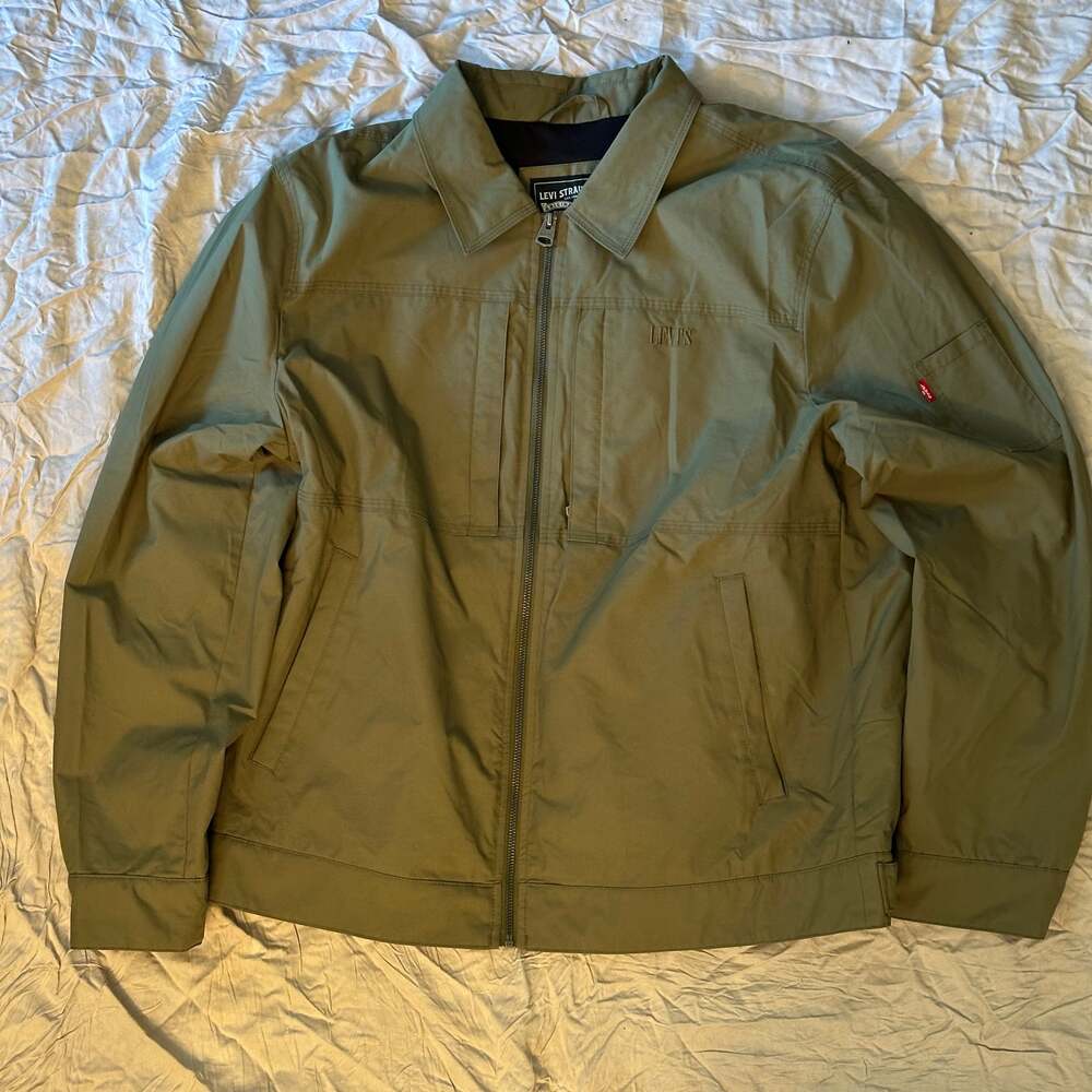 Levi's Men's Army Green Water Resistant Jacket